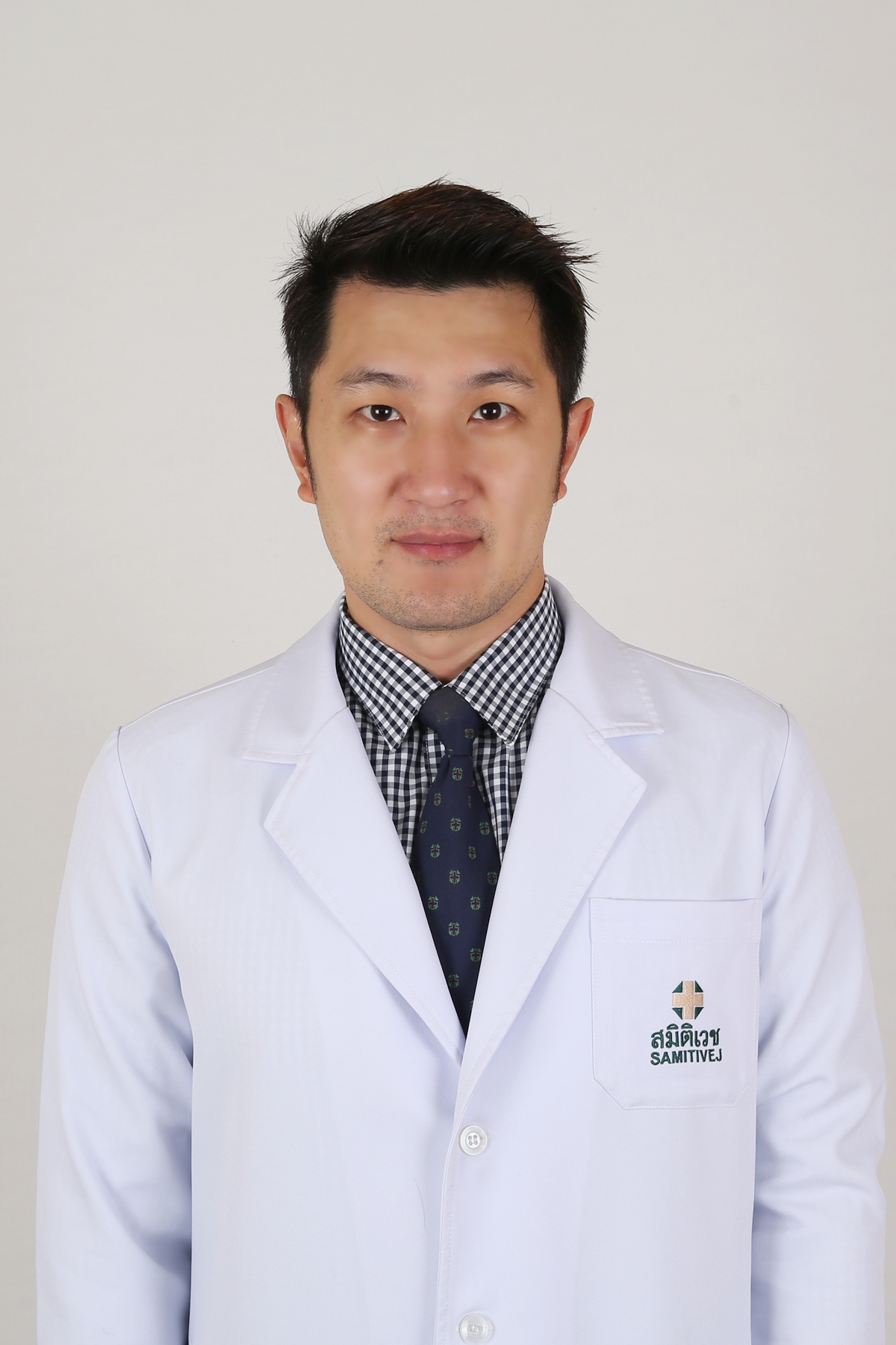 Ekamon Mahapoka,Ph.D.,D.D.S