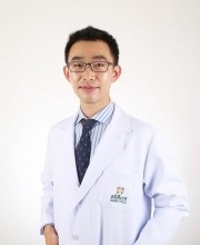 Pathipat Durongpongkasem, M.D.