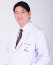 Pakpong Wathanaoran,M.D.