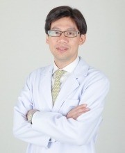 Aekachai Jaroenarpornwatana,M.D.