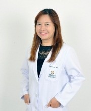 Uraporn Jaowattana,M.D.