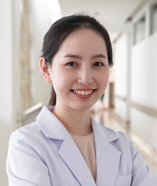 Larntip Sutthirat, M.D.