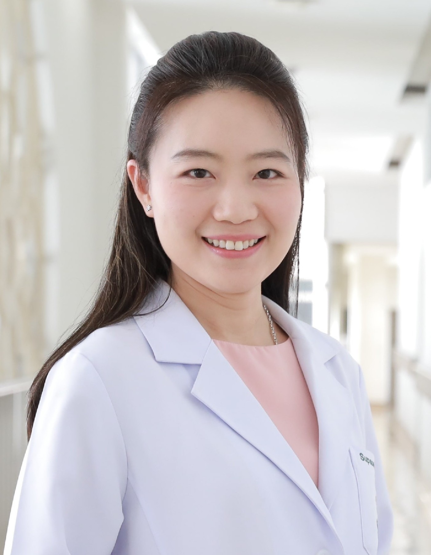 Supasuta Satthawisut,M.D.