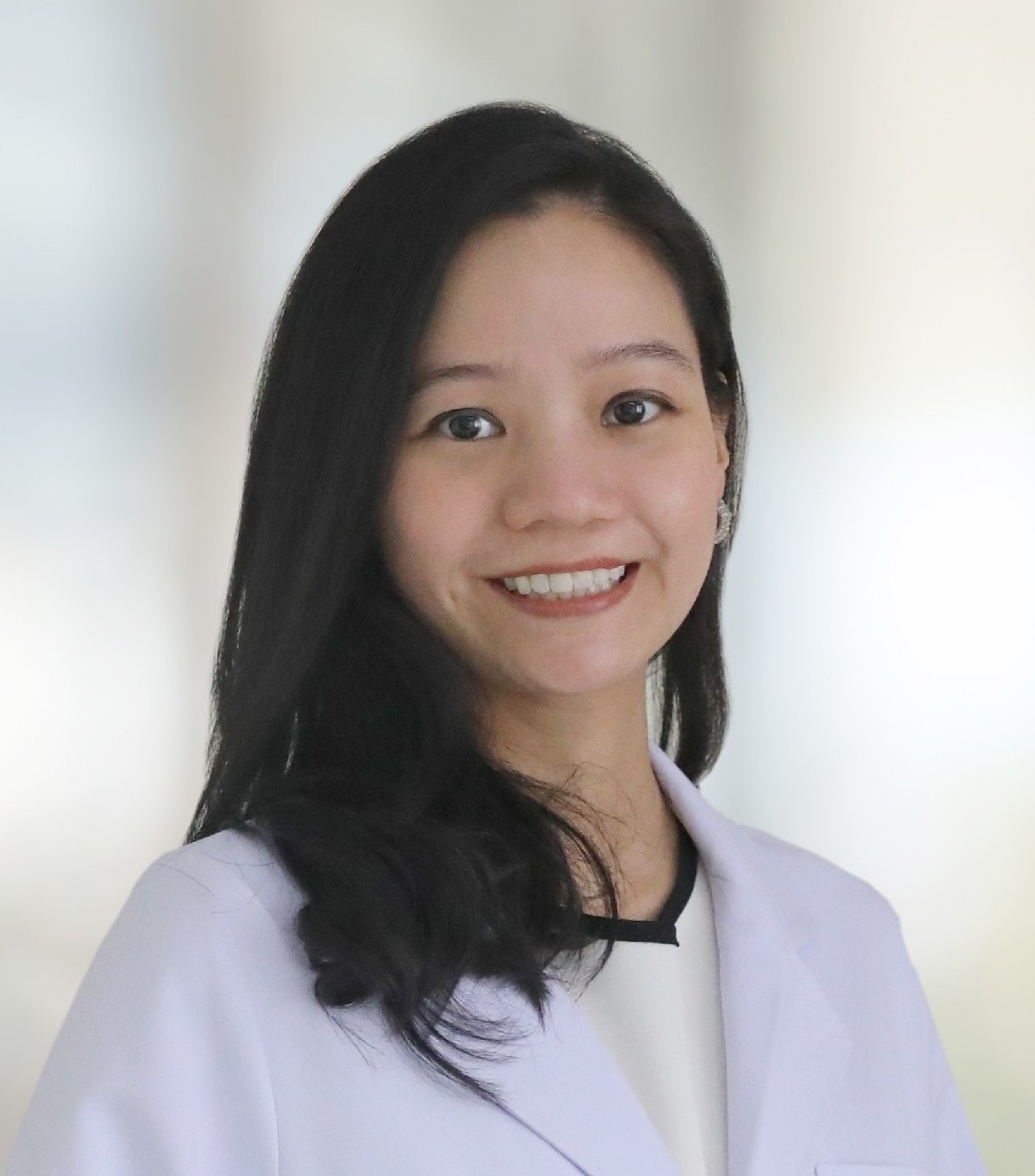 Manovadee Sarapanich,D.D.S
