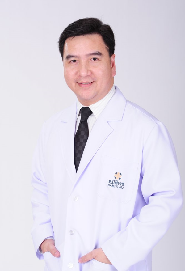 Phunsak Suchonwanit,M.D.