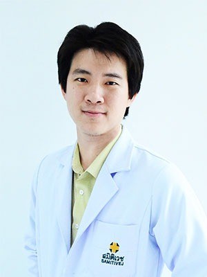 Tanat Wongchinsri, M.D.