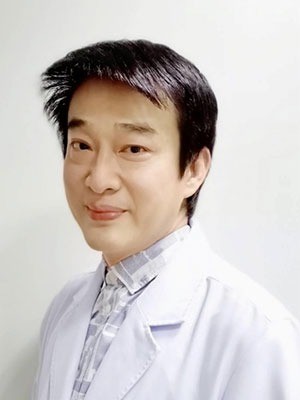 Pairuch Eiamapichart, M.D.