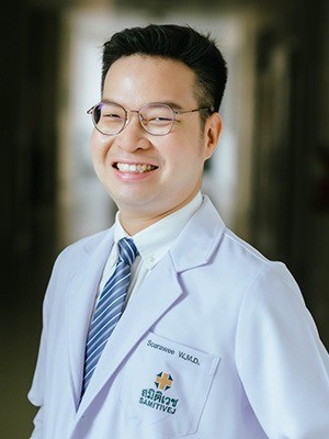 Soarawee Weerasopone, M.D.