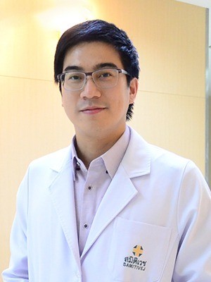 Vit Kotheeranurak, M.D.
