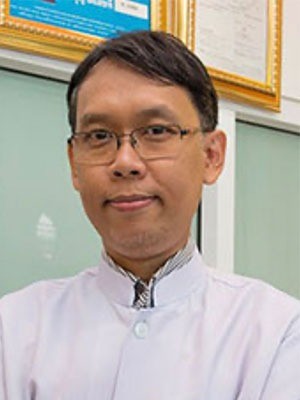 Kittiphat Prakobtham, D.D.S.
